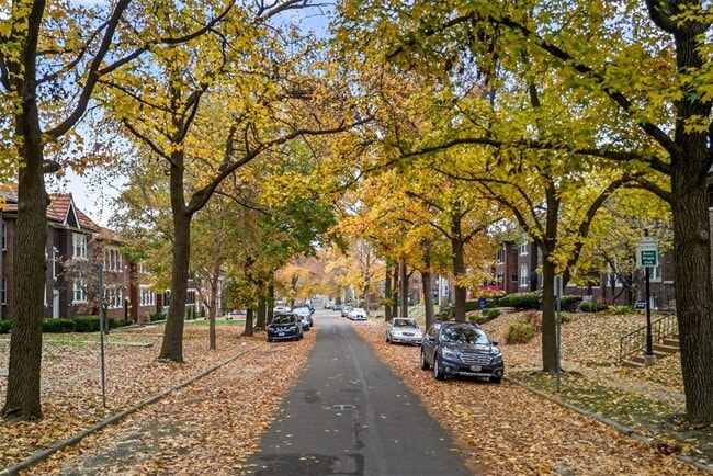 Foto del edificio - 6432 Alamo Ave