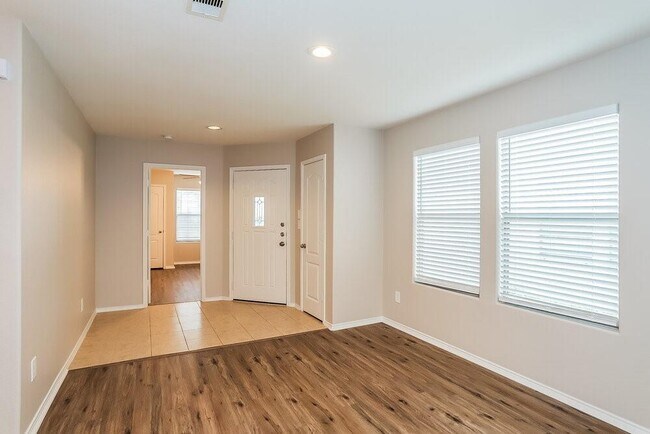 Foto del edificio - 9614 Brandon Rock Lane