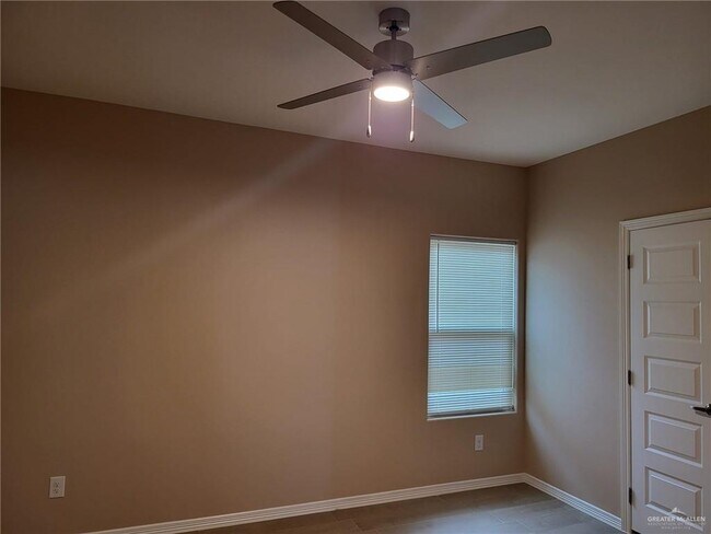 Foto del edificio - 3101 W Kenwood St