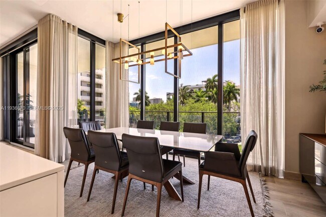 Foto del edificio - 3581 E Glencoe St