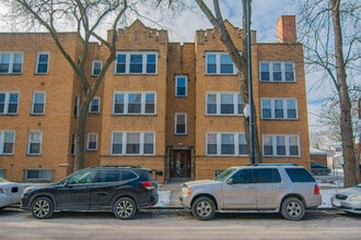 Building Photo - 2748 N Kostner Ave