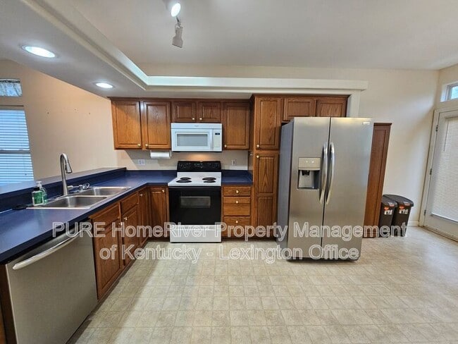 Building Photo - 2616 Crystal Falls Rd