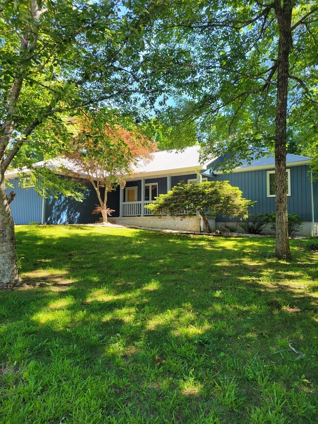 Building Photo - 111 Gilford Terrace