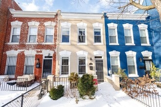 Building Photo - 809 Kentucky Ave SE