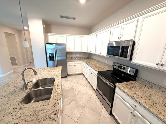 Building Photo - 14579 Palamos Cir