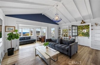 Building Photo - 2750 Solana Way