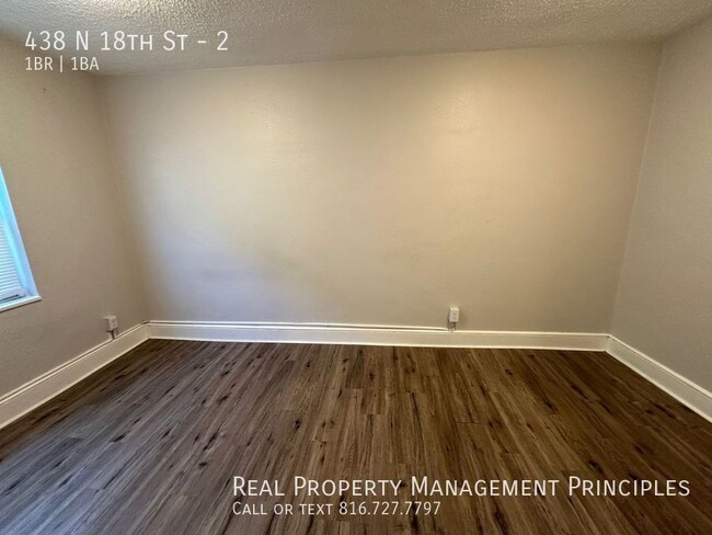 Building Photo - 438 N 18th St