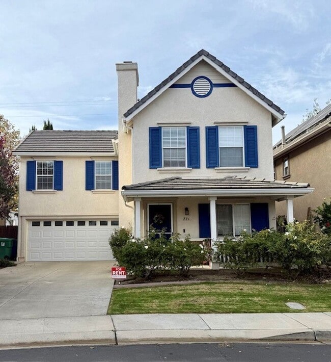 Building Photo - 221 Valley Station Cir