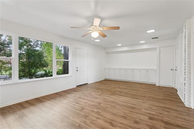 Building Photo - 1424 Hesper Ave