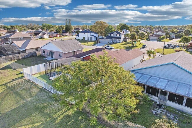 Foto del edificio - 118 Pinewood Cir