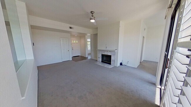 Foto del edificio - 24 Green Brier Cir