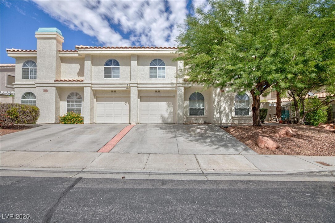 Primary Photo - 7922 Lonette Ave
