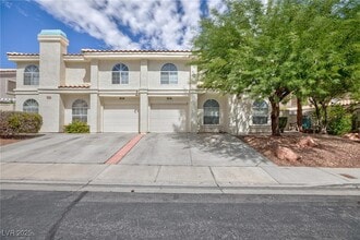 Building Photo - 7922 Lonette Ave