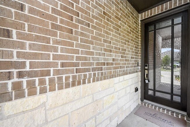 Foto del edificio - 18402 Mesquite Flts Trl