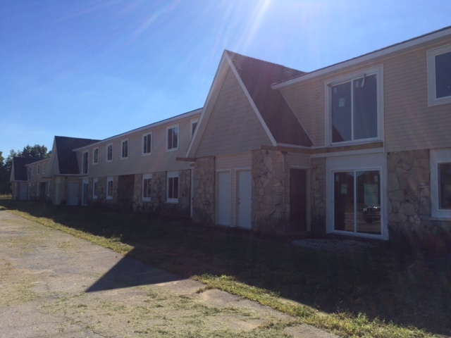 Building Photo - Stardale Apartments