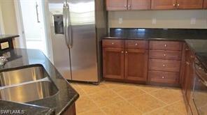 Building Photo - 9026 Alturas Ln