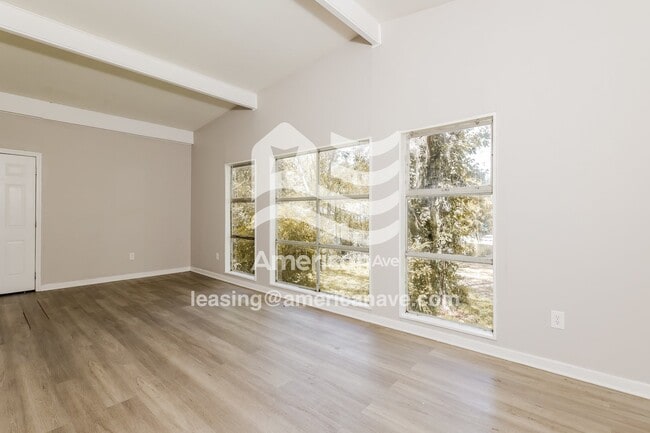 Building Photo - 610 Kirkley Dr