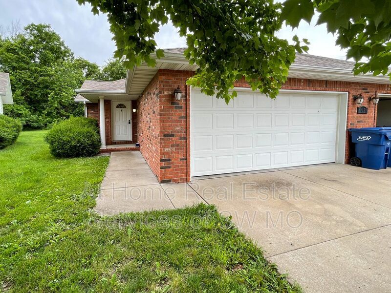 113 Bailey Cir, Rogersville, MO 65742 Condo for Rent in Rogersville
