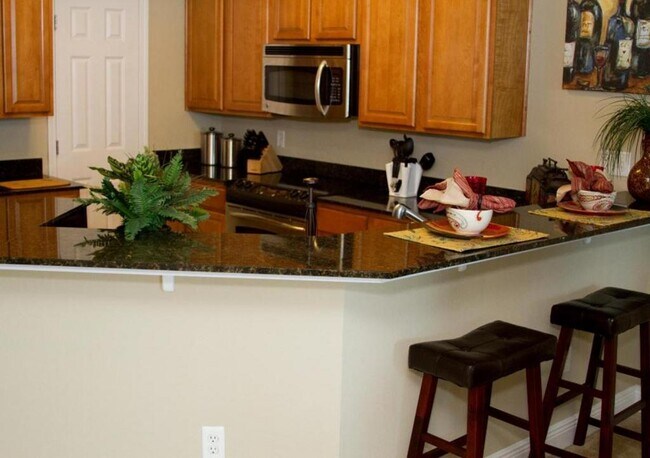 Foto del edificio - 2668 Beach Blvd. Unit 405