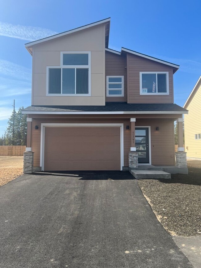 Building Photo - 51791 Fordham Dr