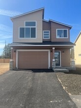 Building Photo - 51791 Fordham Dr