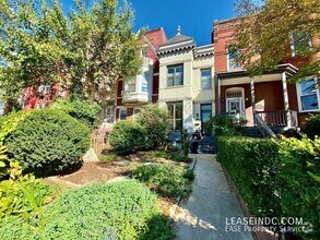 Building Photo - 1203 New Jersey Ave NW