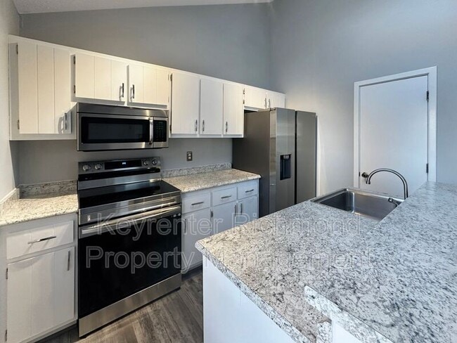 Foto del edificio - 6139 Stockade Ct