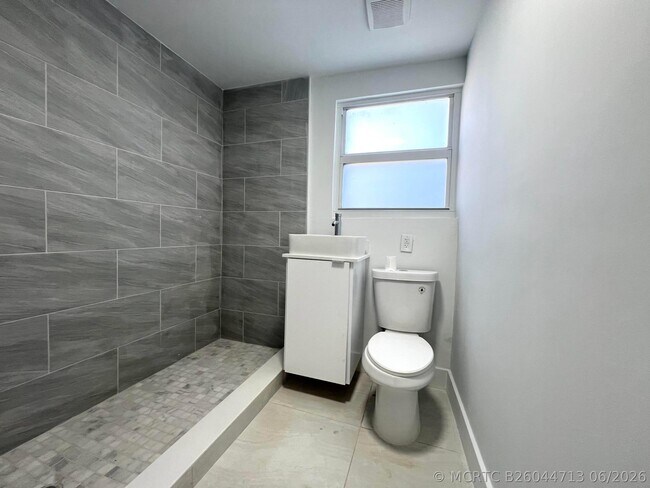 Building Photo - 10730 SW 149th Terrace