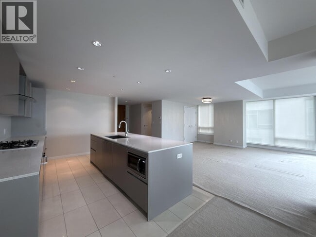 Building Photo - 5151 Brighouse Way