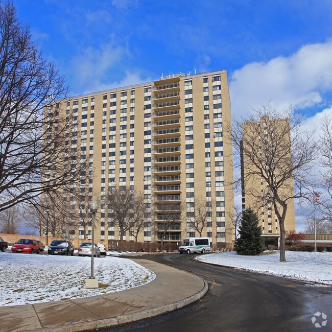 Brighton Towers 55+ Community Apartments in Syracuse, NY