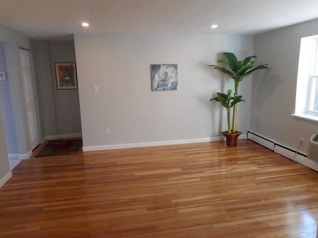 Building Photo - 59 Colborne Rd
