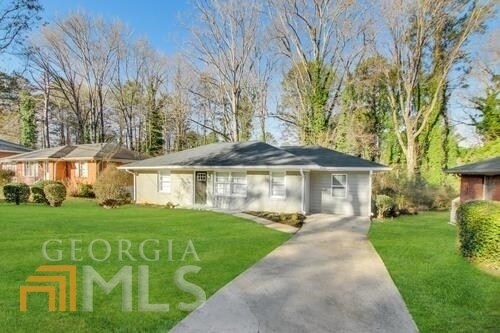 Building Photo - 2215 Rosewood Rd