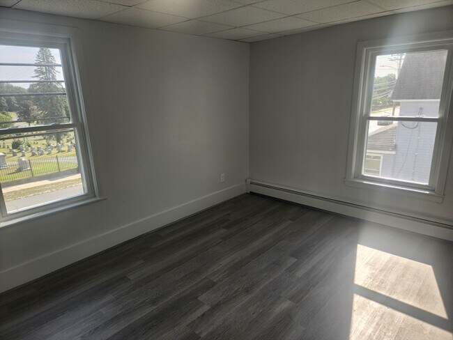 Foto del edificio - 347 Lancaster St