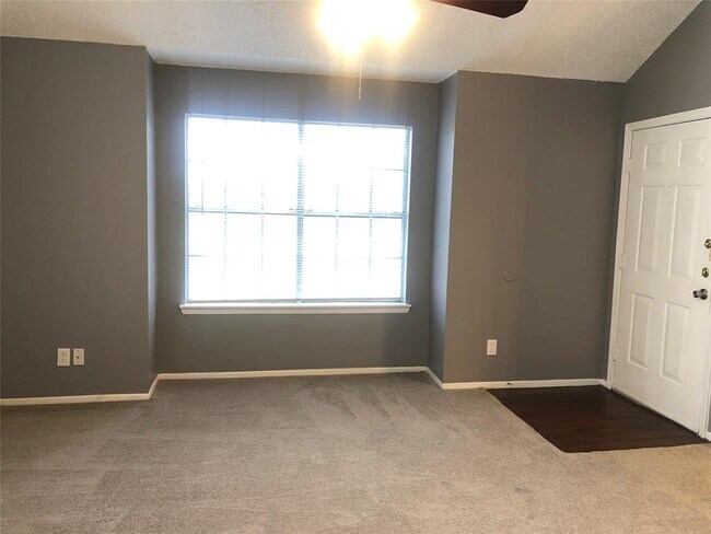 Building Photo - 2230 Millstone Dr