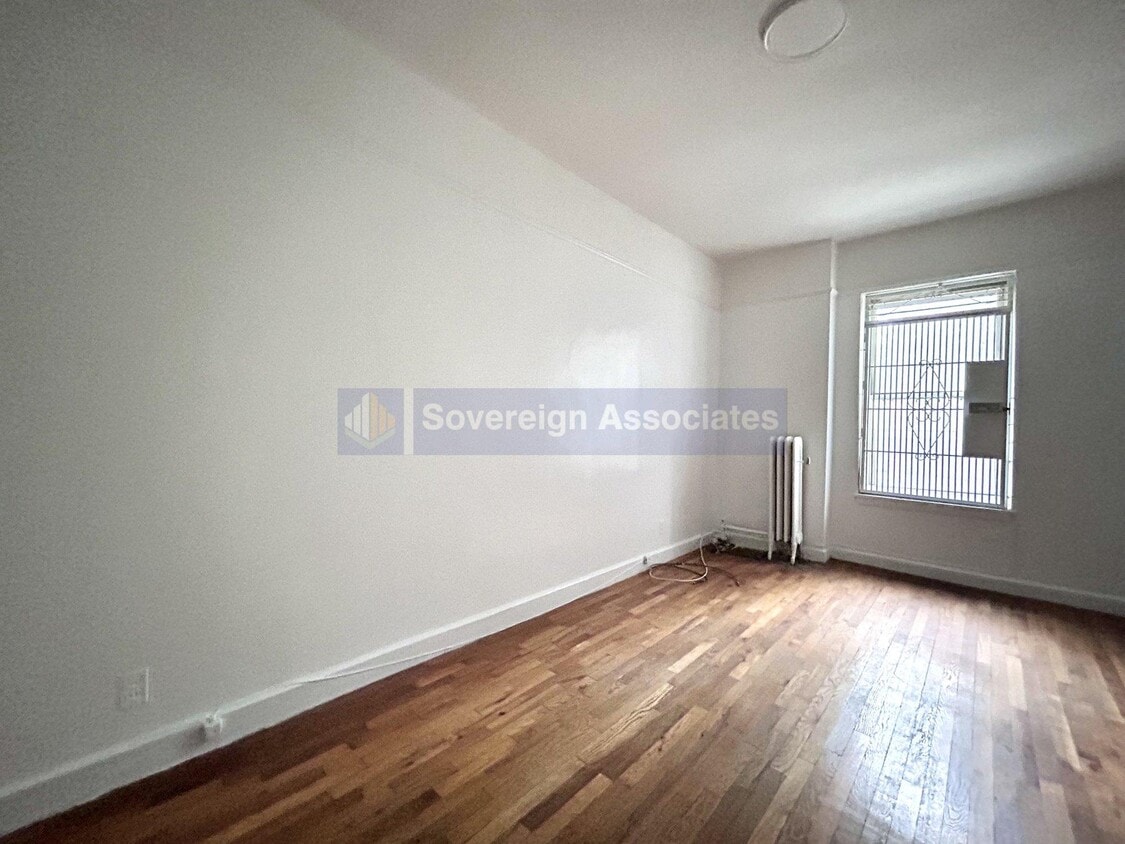 Foto principal - 936 West End Ave