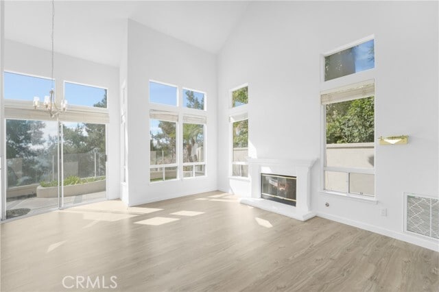 Building Photo - 9 Siena