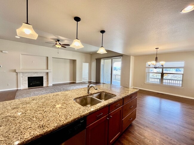 Building Photo - Beautiful Four Bedroom, 3 Bath, Plus Main ...