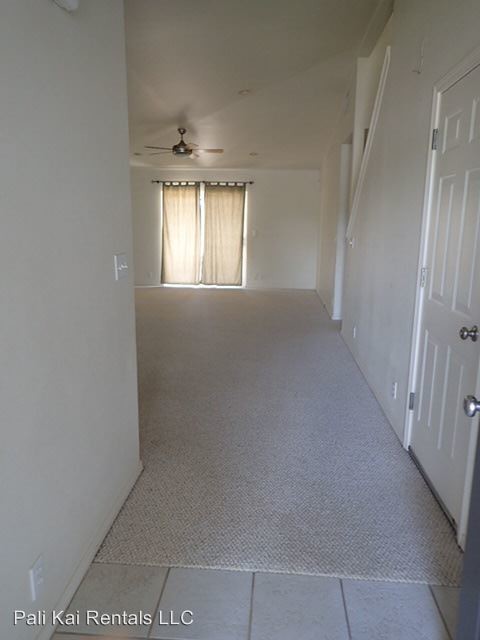 Building Photo - 122 Luakaha Cir