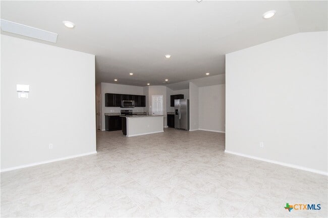 Building Photo - 1412 Rolling Thunder Dr