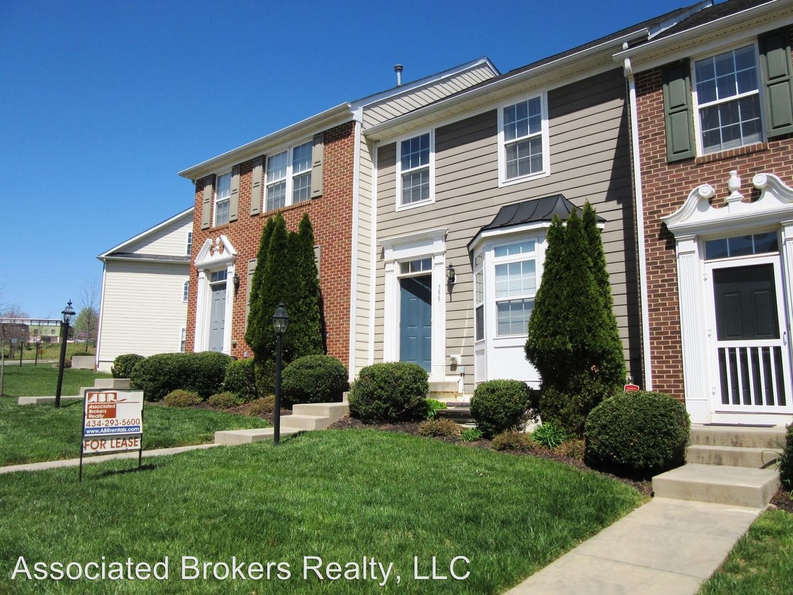 Primary Photo - 2 br, 2.5 bath House - 355 Rolkin Road