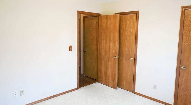 Foto del edificio - 1612 Lela St: Your Ideal Home Awaits