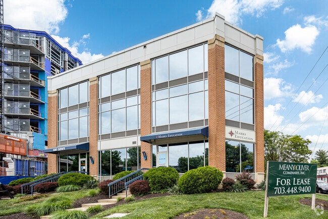 Building Photo - The Lowell