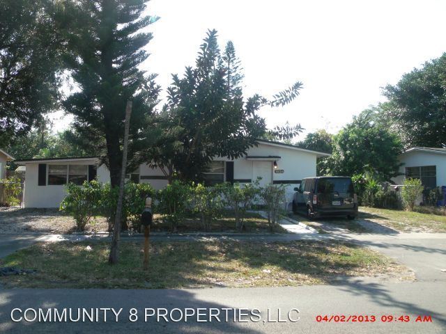 Primary Photo - 4 br, 2 bath House - 1859 LAUDERDALE MANOR DR