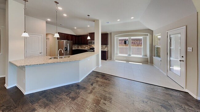 Foto del edificio - 10125 Boxelder Dr