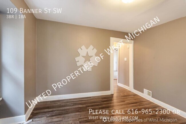 Building Photo - 109 Banner St SW