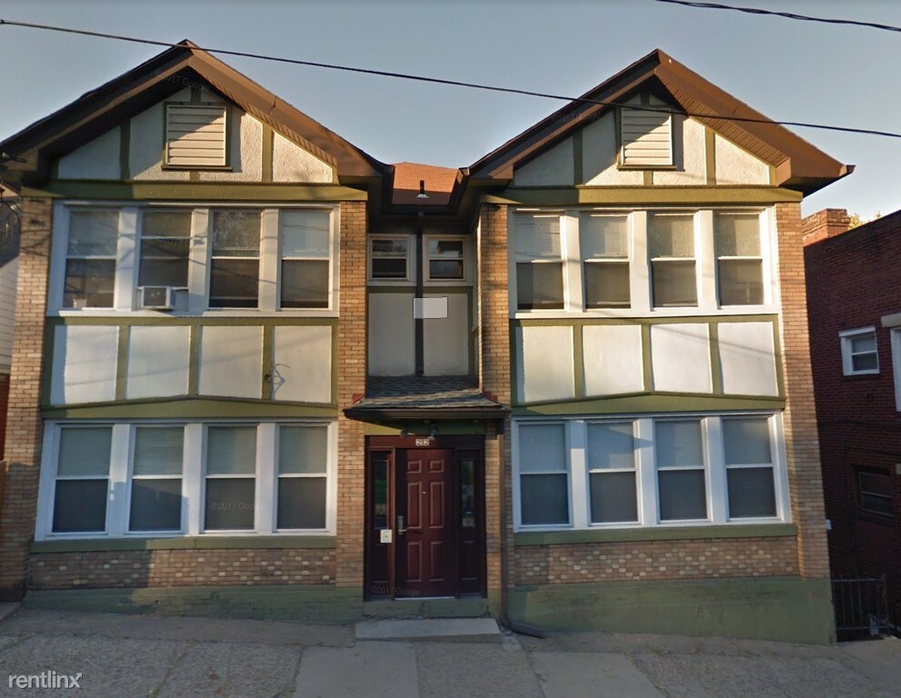 Primary Photo - 212 Brighton Rd