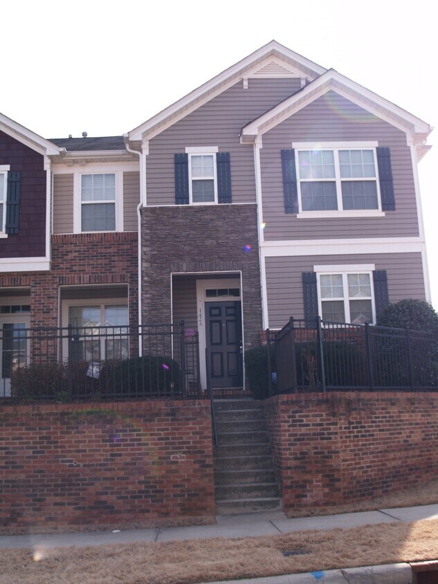 142 Silverspring Pl, Mooresville, NC 28117 Townhouse for Rent in