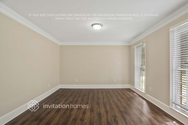Foto del edificio - 2441 Valentines Ct
