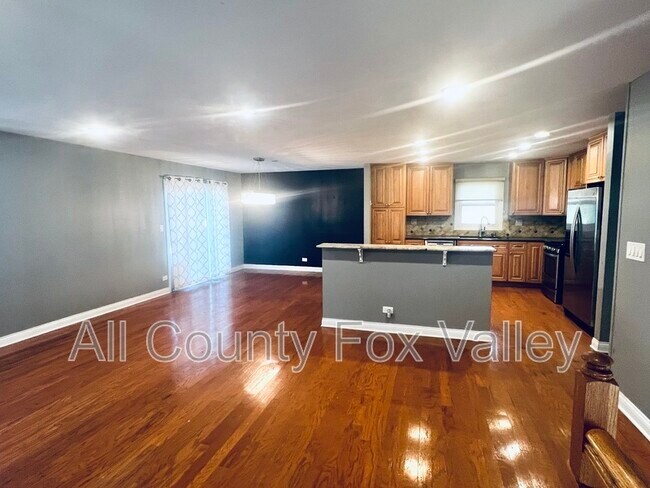 Foto del edificio - 489 Ridgewood Ln