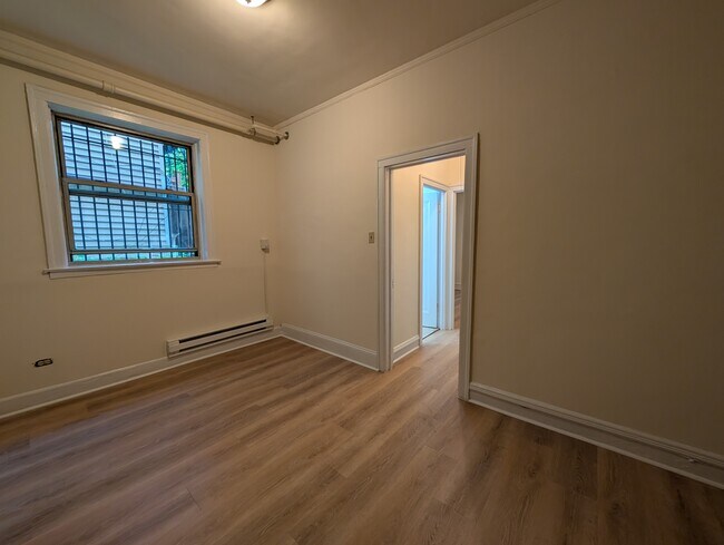 Foto del edificio - 2532 N Sawyer Ave